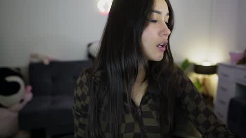 Snapshot of sam01___ chatting on January 21, 2025, 10:30 pm Stefana or Samchispas online show from January 21, 2025, 10:30 pm