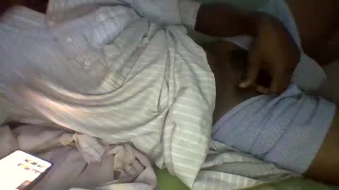 Snapshot of sam223382879 chatting on January 6, 2025, 8:39 pm sam223382879 online show from January 6, 2025, 8:39 pm