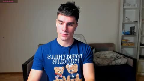 BACK IN 2 WEEKS online show from November 25, 2025, 9:04 pm