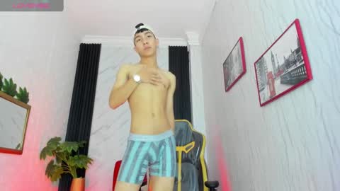 Snapshot of sam_kato chatting on October 15, 2025, 7:47 pm S A M online show from October 15, 2025, 7:47 pm