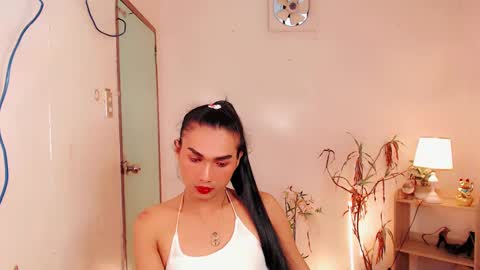 Snapshot of sam_mitinair chatting on December 9, 2024, 2:02 am sam online show from December 9, 2024, 2:02 am