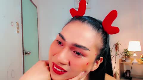 Snapshot of sam_mitinair chatting on December 11, 2024, 9:09 am sam online show from December 11, 2024, 9:09 am