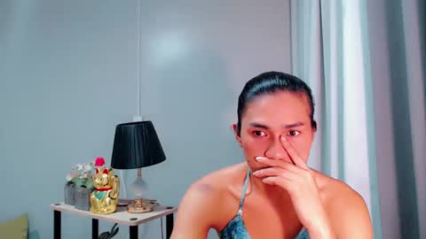 Snapshot of sam_mitinair chatting on December 27, 2024, 4:10 pm sam online show from December 27, 2024, 4:10 pm