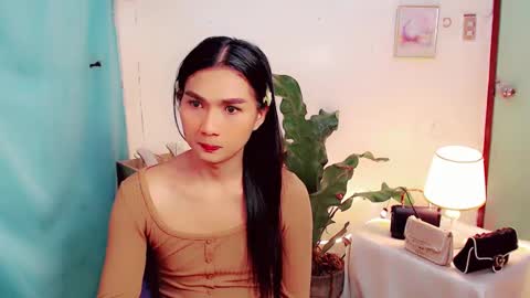 Snapshot of sam_mitinair chatting on March 10, 2025, 8:01 pm sam online show from March 10, 2025, 8:01 pm