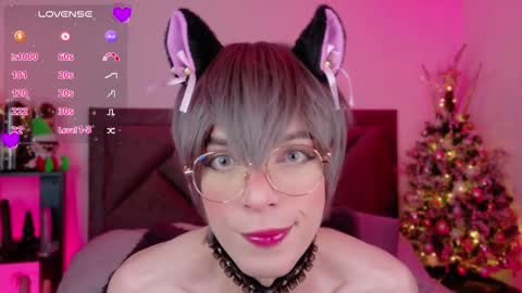 Snapshot of sam_russo chatting on December 12, 2024, 4:59 am Sam online show from December 12, 2024, 4:59 am