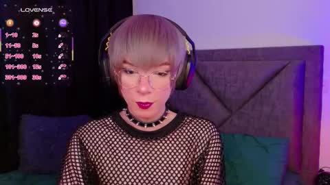 Sam online show from September 10, 2025, 7:19 am