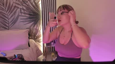 Snapshot of samaantha_white_ chatting on April 11, 2026, 11:25 am Samaantha online show from April 11, 2026, 11:25 am