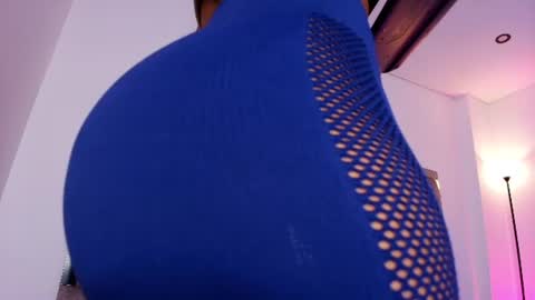 samaay_ online show from June 19, 2026, 2:49 am