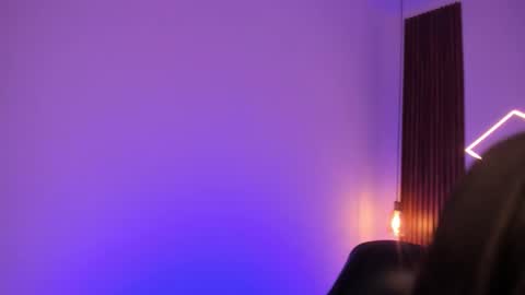 samabiecrussie online show from November 27, 2025, 3:08 am