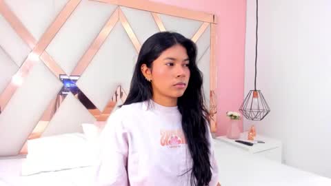 sam  online show from September 23, 2025, 3:20 am