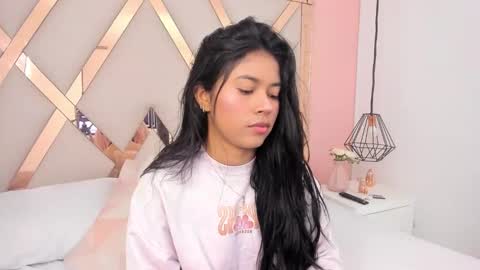 sam  online show from October 14, 2025, 3:40 am