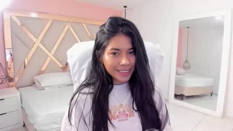 sam  online show from November 22, 2025, 4:00 am