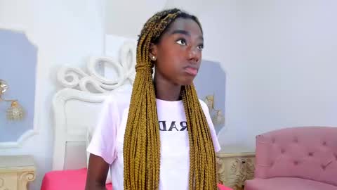 Samanta online show from February 11, 2025, 7:38 pm