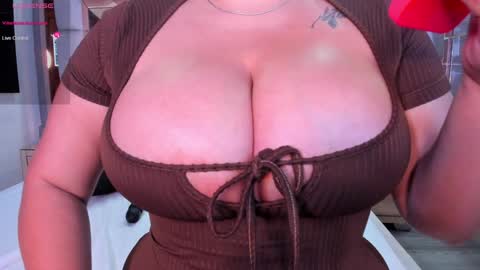 S A M A N T A   online show from January 12, 2025, 6:28 am