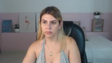 Samanta Wells online show from October 23, 2025, 9:57 pm