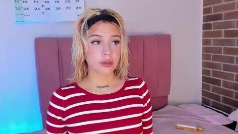 samantha_browwnn online show from February 19, 2026, 5:20 pm