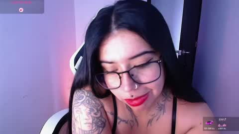 Snapshot of samantha_devil_ chatting on April 18, 2026, 7:58 pm Samanta online show from April 18, 2026, 7:58 pm