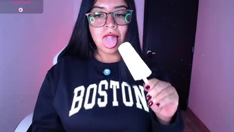 Snapshot of samantha_devil_ chatting on May 29, 2026, 8:40 pm Samanta online show from May 29, 2026, 8:40 pm