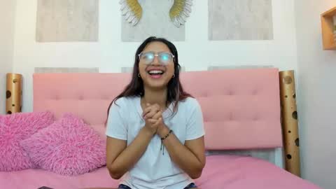    online show from October 2, 2025, 11:39 am