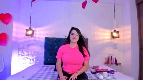 samantha_foxyy online show from February 25, 2026, 10:14 am