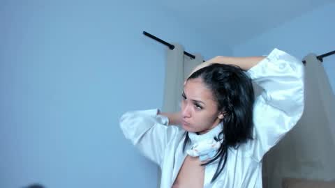 Samantha online show from March 23, 2026, 3:21 am