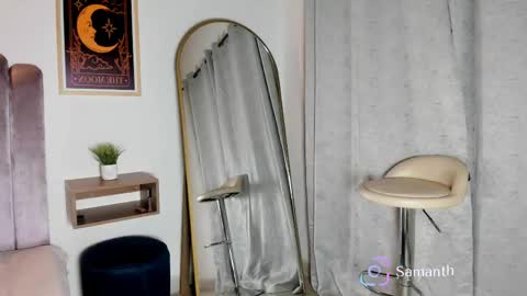 samantha_lux_ online show from May 29, 2026, 10:35 am