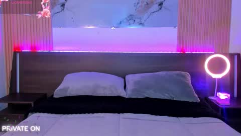 samantha_moons online show from March 18, 2026, 11:30 pm