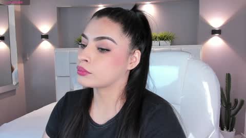  Samanthaa online show from February 1, 2025, 3:30 am