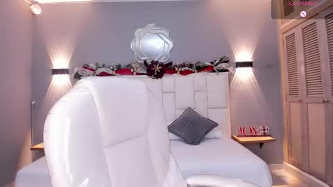  Samanthaa online show from December 21, 2025, 12:01 pm