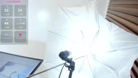    online show from September 9, 2025, 7:35 pm