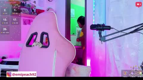 Samantha Bloom  online show from March 10, 2025, 12:59 pm