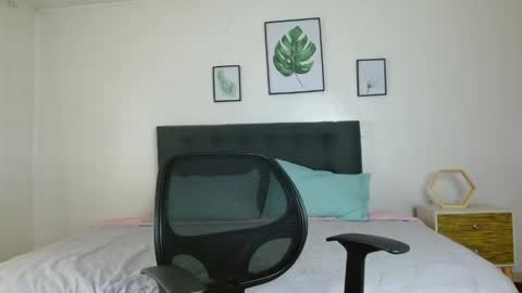 samanthachop online show from May 19, 2026, 2:12 pm