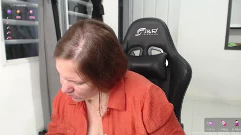 Snapshot of samanthaleon chatting on December 15, 2025, 10:47 pm Samantha samy online show from December 15, 2025, 10:47 pm