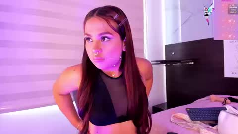 samara_as online show from September 10, 2025, 4:07 pm