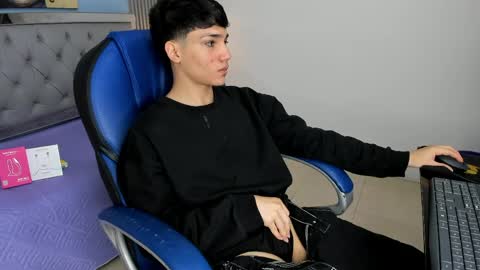 Sam online show from April 15, 2026, 12:45 pm