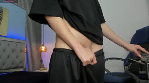 Snapshot of samblack_ chatting on May 21, 2026, 1:51 pm Sam online show from May 21, 2026, 1:51 pm