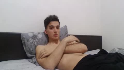 multitooman online show from November 28, 2025, 7:05 pm