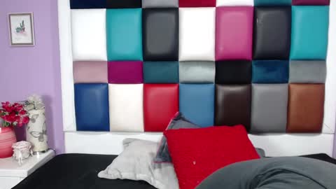 Snapshot of samevanshot chatting on December 15, 2024, 2:52 am samevanshot online show from December 15, 2024, 2:52 am