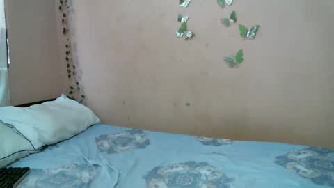 Snapshot of samiagirl22 chatting on March 11, 2025, 11:23 am nina online show from March 11, 2025, 11:23 am