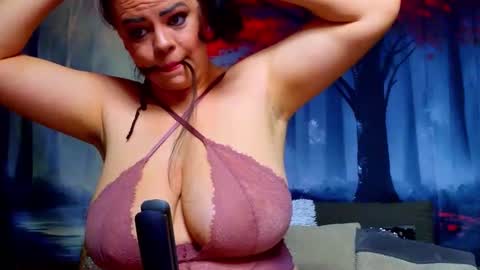     online show from January 7, 2026, 8:11 pm