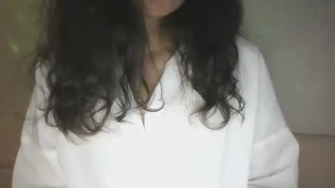 Snapshot of samiraqfresh chatting on December 24, 2024, 2:01 pm SamiraQFresh online show from December 24, 2024, 2:01 pm