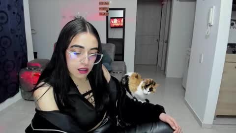 SARA online show from October 10, 2025, 1:26 am