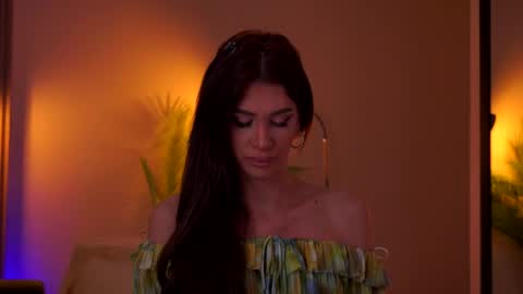 Sammi online show from May 25, 2026, 4:07 am
