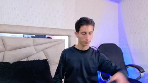 Sammy and Ithan online show from May 23, 2026, 11:47 am