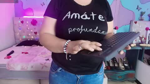 Snapshot of sammy_mature_ chatting on May 11, 2026, 9:34 pm Sammy online show from May 11, 2026, 9:34 pm