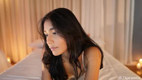 Sam online show from November 5, 2025, 8:42 pm