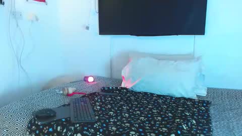 Snapshot of samntha_ferrer28 chatting on February 9, 2025, 9:05 am Samantha ferrer online show from February 9, 2025, 9:05 am