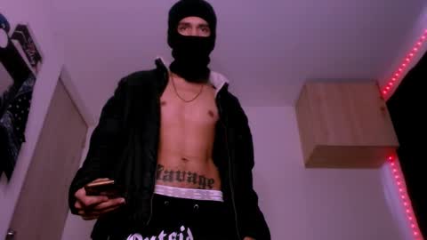   online show from February 15, 2025, 1:05 pm