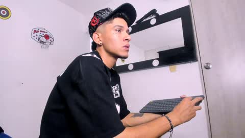   online show from April 15, 2026, 2:18 am