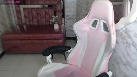 Snapshot of samy_collen_v chatting on March 1, 2026, 1:29 am Samy online show from March 1, 2026, 1:29 am